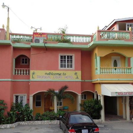 Tropical Court Hotel Montego Bay Buitenkant foto